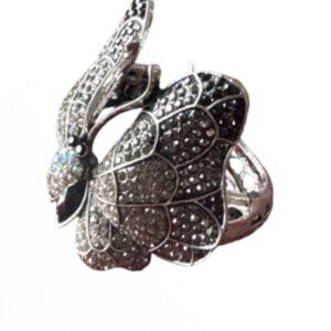 Elegant Silver Butterfly bracelet